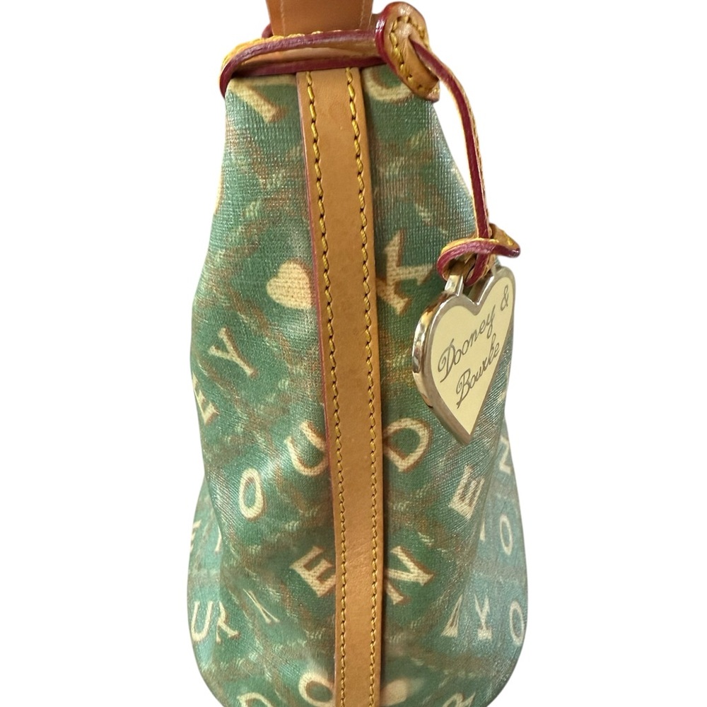 Vintage Dooney & Bourke Buckeye and Almond Coated Canvas Leather Bucket Bag - Picture 4 of 4